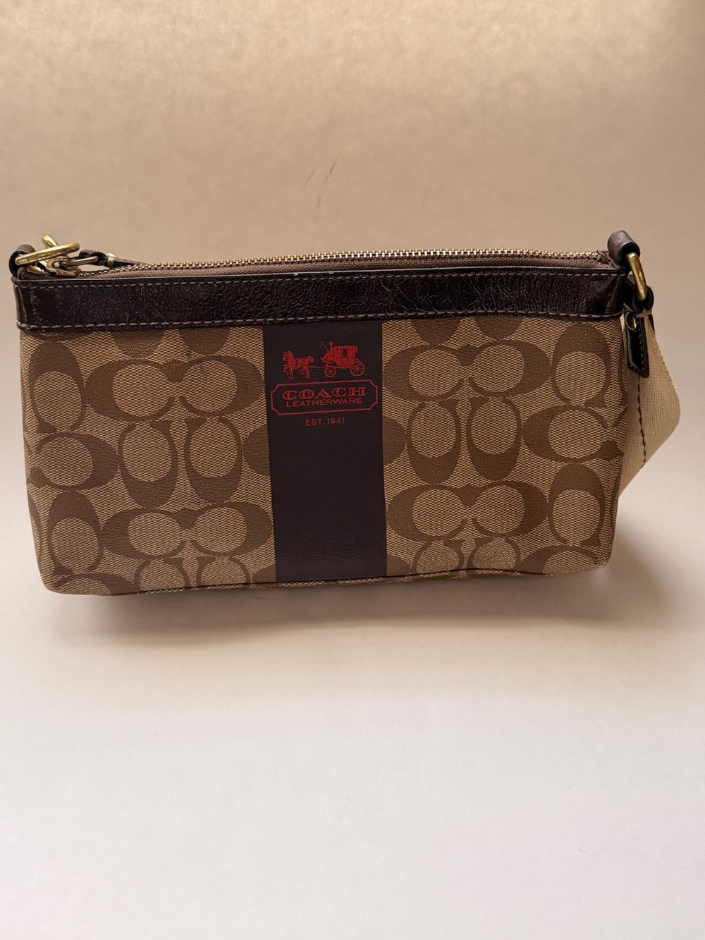 Vintage Coach Signature Canvas and leather in Brown with Dark Trim